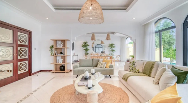Exclusive 6BR Palm Villa w Private Pool and Beach, Забронировать Вилла Виллы Дубая, Вилла