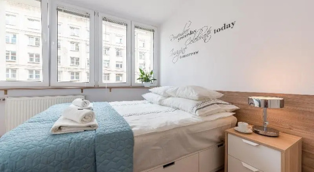 P&O Apartments Centralny, Забронировать Апартаменты/квартира Отели Варшавы с парковкой, рядом с ОРКО Тауэр, Парковка