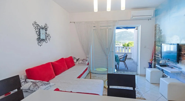 Beautiful Home in Klek With Wifi and 2 Bedrooms