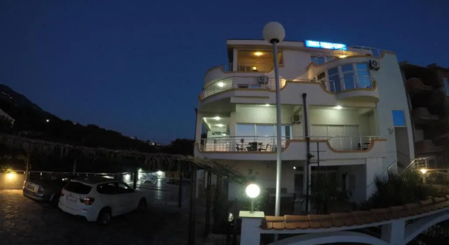 Апартаменты с видом на море Belvedere Apartments with Seaview