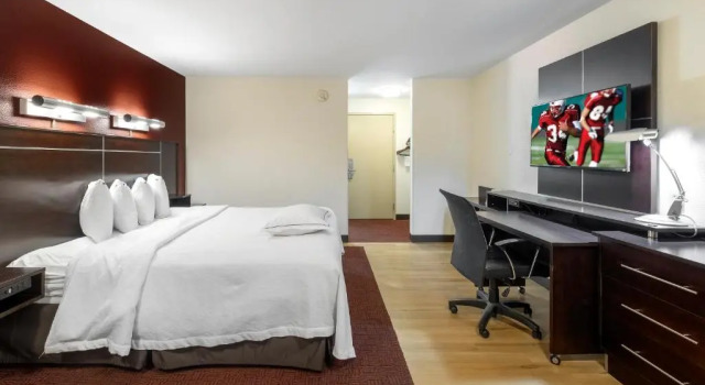 Двухместный номер Superior Red Roof Inn PLUS+ Columbus Downtown - Convention Center