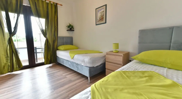 Apartments Helena, Prenota Appartamento Hotel a Isole Quarnerine con parcheggio, Parcheggio
