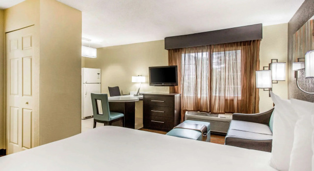 Двухместный номер Standard MainStay Suites Greenville Airport