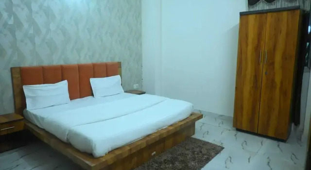 Hotel 7 Solitaires