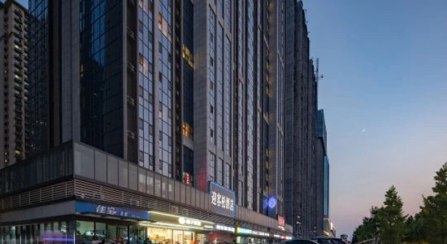 Yingke Song Hotel (Jinan Wanhong Square Branch), Prenota Hotel Hotel a Shandong con parcheggio, Parcheggio