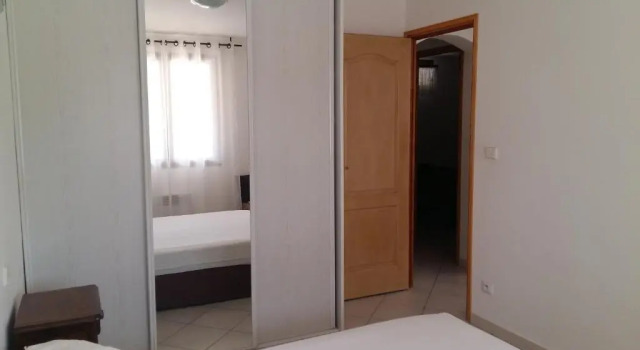 Bas de Villa chez Mr.Girolami Dominique, Varaa Villa Bastia 