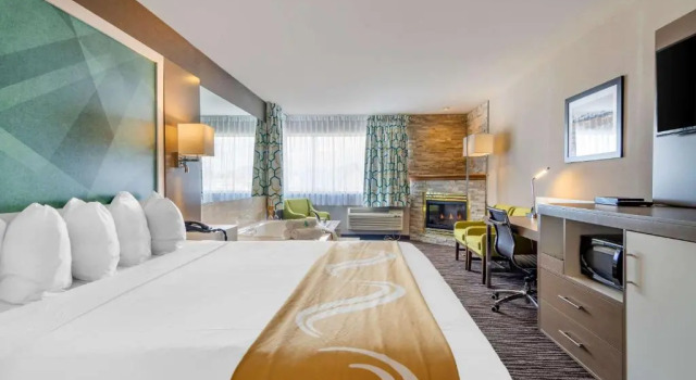 Люкс Quality Inn