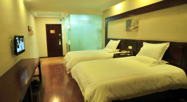 GreenTree Inn Kunming Chenggong University City HSR Station Shilin Street Express Hotel