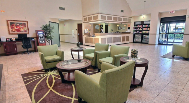 Comfort Suites Chesapeake, Reservar Hotel Norfolk Virgínia
