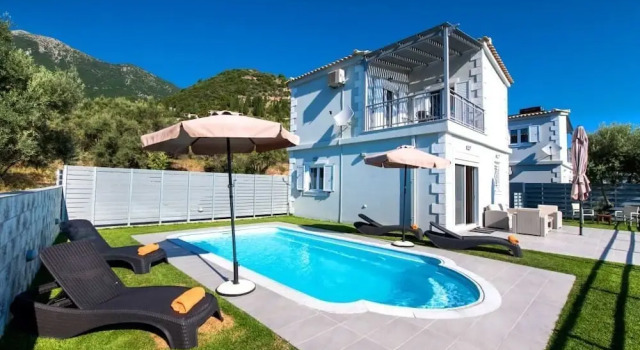 Вилла с 2 комнатами Abeli Villas