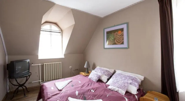 Bed and breakfast Hársfa Pension, Забронировать Отель Леаньфалу 