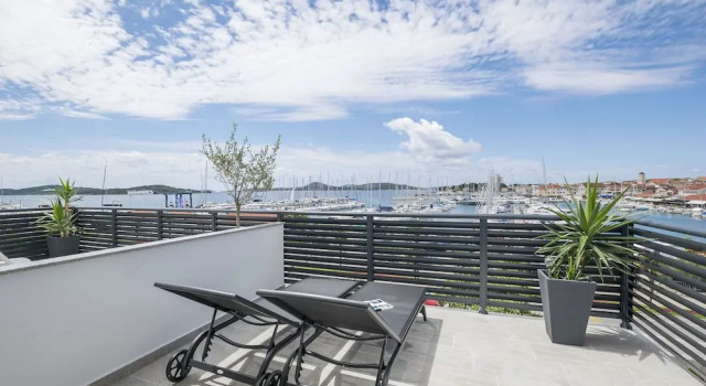 Апартаменты Apartments and Rooms Mare