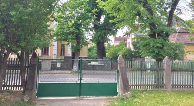 Апартаменты Hegel Apartment