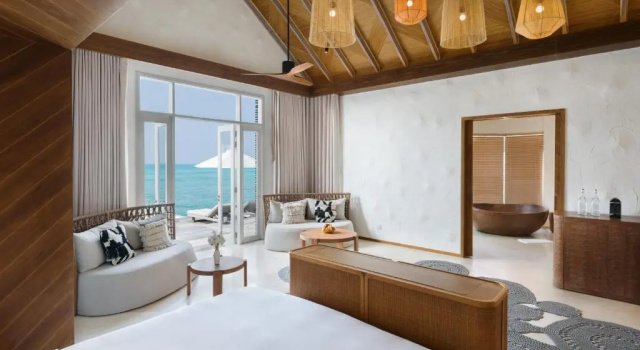 Вилла с собственным бассейном Water с 3 комнатами Sunset Sirru Fen Fushi Private Lagoon Resort Maldives