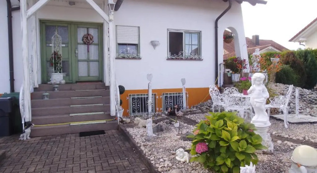 Апартаменты Gästehaus Baur