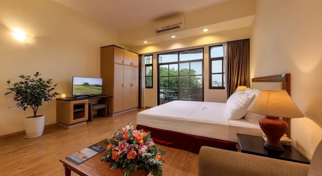 Люкс Oriental Palace Apartments Hanoi