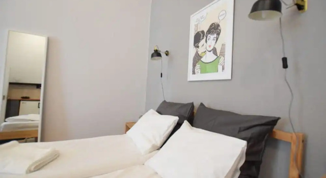 Budget Apartment by Hi5 - Nádor street, Забронировать Апартаменты/квартира Будапешт Центральная Венгрия, рядом с Станция метро Vorosmarty Square