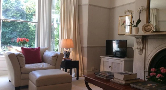 Delamore House, Rezervați Hotel Hoteluri de afaceri în Merseyside, 4* 5*