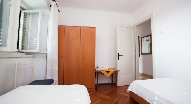 Cosy Apartment Overlooking City Walls and Island Lokrum, Private Terasse, Wi-fi