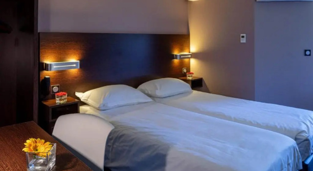 Трёхместный номер Standard Noemys Valence Nord - hotel restaurant