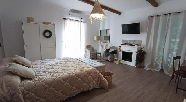 Коттедж Casa Rosamari - su Lago di Posta Fibreno, Appartamento con camino
