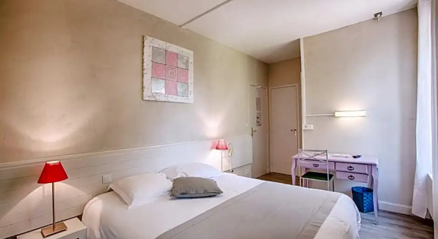 Номер Deluxe Logis Hôtel Restaurant LIle de Sées