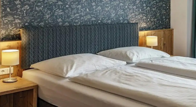 Двухместный номер Comfort с балконом и с видом на горы Landhaus Hubertus Wellness & Breakfast