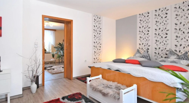 Pretty Apartment With Garden, Bbq, Deckchairs, Carport, Book Apartment Apartments in Rennsteig, Apartment