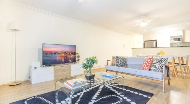 Perfectly Located Apt Rooftop Pool & Spa, Забронировать Курортный отель Отели Сиднея с парковкой, рядом с Goomerah Crescent Reserve, Парковка