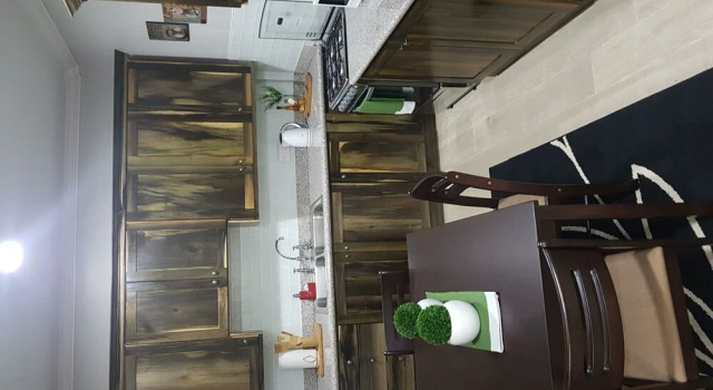 Апартаменты J and L Apartments
