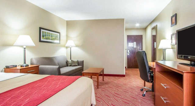 Номер Standard Comfort Inn Poplar Bluff North