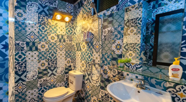 Sapa Kolor Homestay, Забронировать Отель Шапа Лаокай, рядом с Рынок Сапа