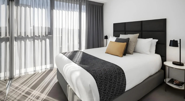 Alcyone Hotel Residences, Забронировать Отель Бизнес-отели Брисбна, рядом с Торговый комплекс Eat Street Markets, 4* 5*