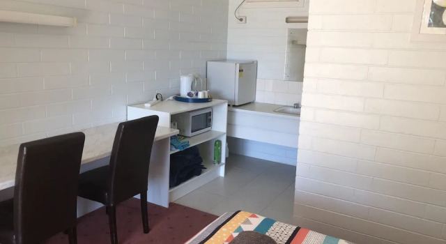 Двухместный номер Economy Capri Motel