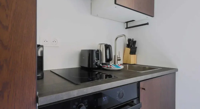 Cosy Studio - 2P- Parc Monceau, Забронировать Отель Париж Иль-де-Франс, рядом с Мальзерб