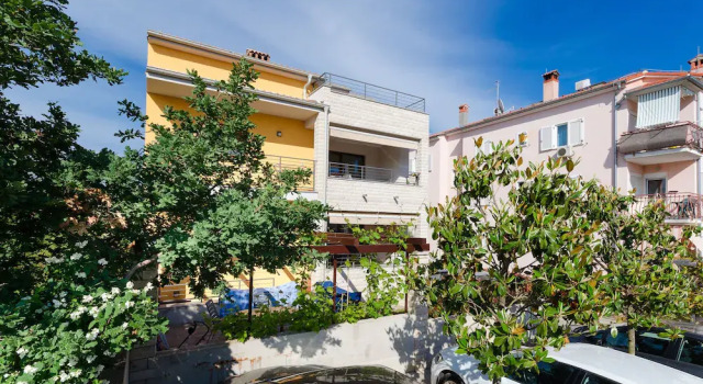 Apartments Goran