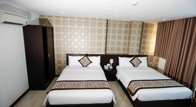 Lucky Star Hotel