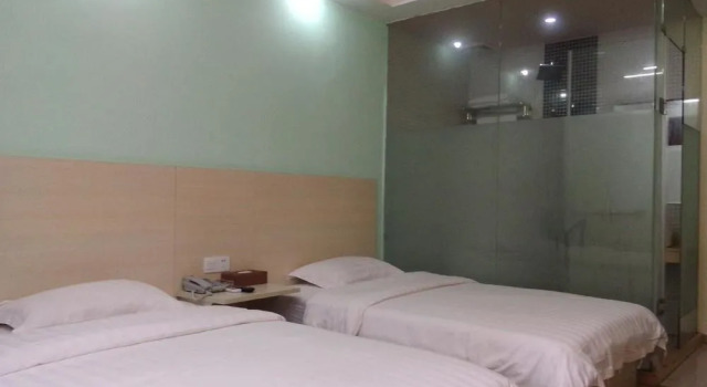 Shen Da Fast Hotel-shenzhen, Rezerwuj Hotel Hotele w Shenzhen z parkingiem, Parking