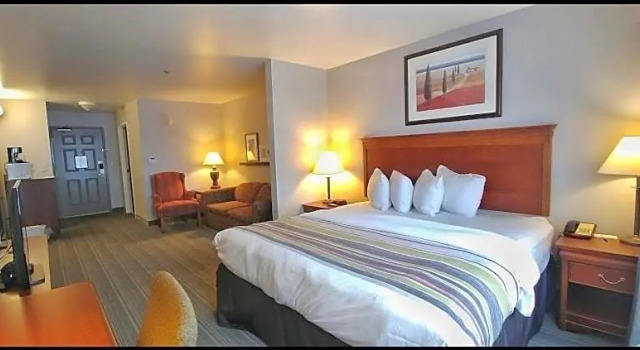 Студия Country Inn & Suites by Radisson, Chambersburg, PA