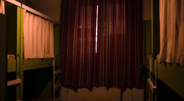 Pat în dormitor BroBro hostel
