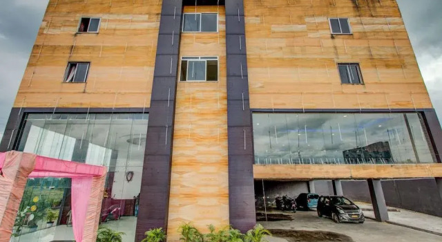 Hotel Sumandeep International by OYO Rooms, Boek Hotel Dhanbad Jharkhand