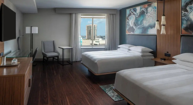 Четырёхместный номер Executive New Orleans Marriott Warehouse Arts District