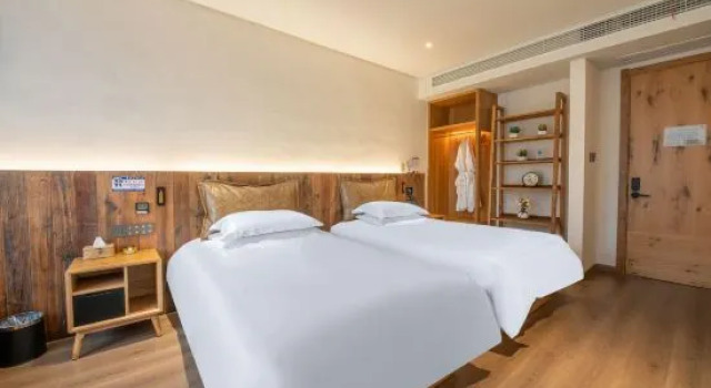 Капсула Zheman Kongmiao·Fuxueli Hotel（quzhou shop)