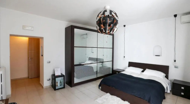 Sanfelice Apartments, Buchen Sie Ferienwohnung Vomero Neapel
