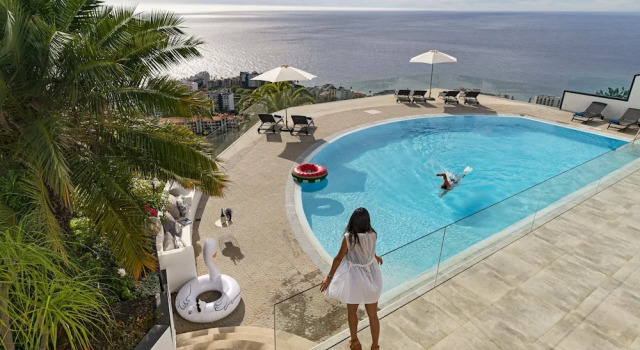 Вилла с 5 комнатами с балконом Sky Villa by an island apart