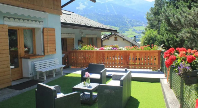 2 Bedrooms Apartment Chalet Alfonz