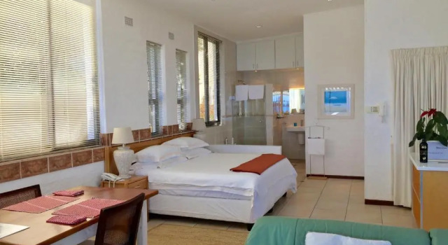 Студия Camps Bay Villa