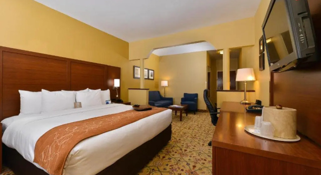 Люкс Quality Suites Midland North Loop 250