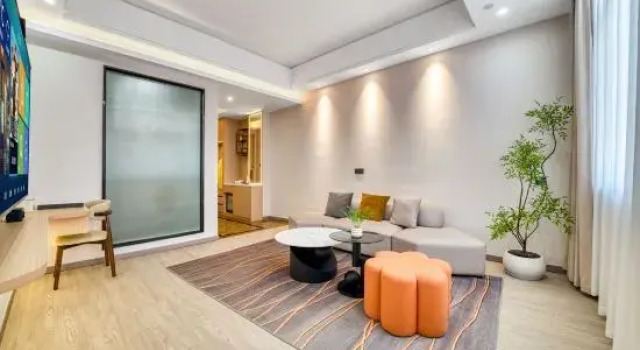 Люкс Business Waterfront Garden Hotel