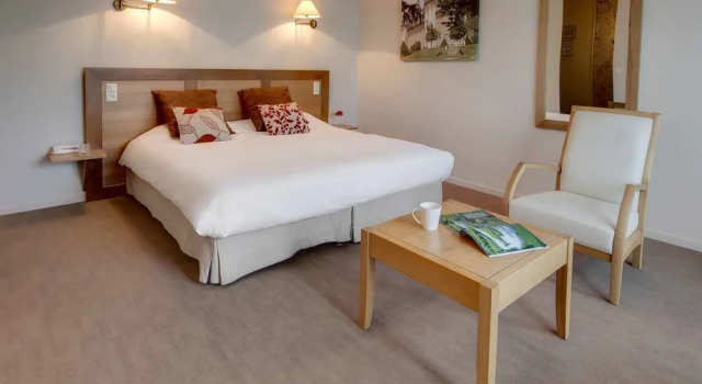 Golf-Hôtel Domaine Des Ormes, Rezervasyon Tatil Köyü Epiniac Ille-et-Vilaine